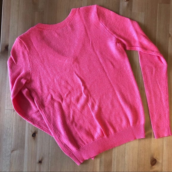 Abercrombie & Fitch pink sweater - Picture 3 of 3